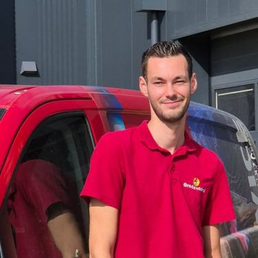 Sven Servicemonteur voor bus